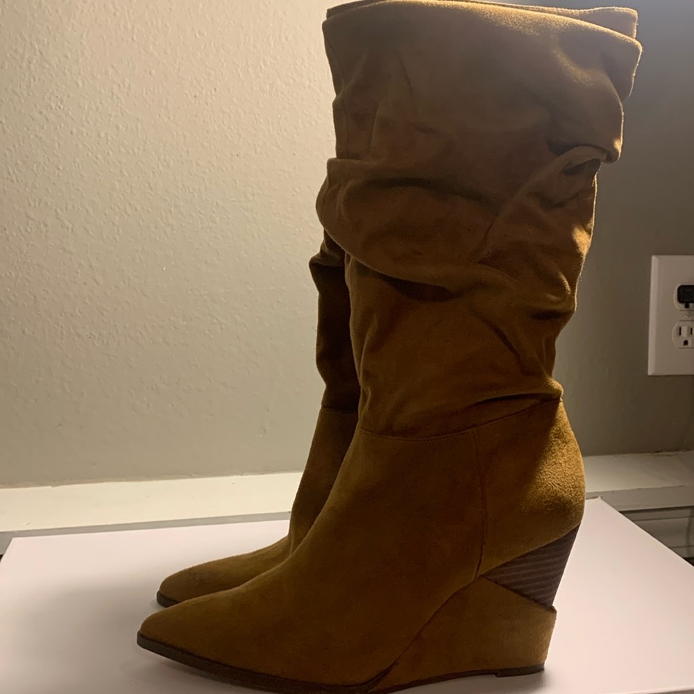 JESSICA SIMPSON SUEDE LOOK SLOUCH STYLE BOOTS